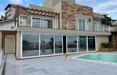 Casa à venda com 3 quartos 1 suíte, 365m² em agronômica florianópolis