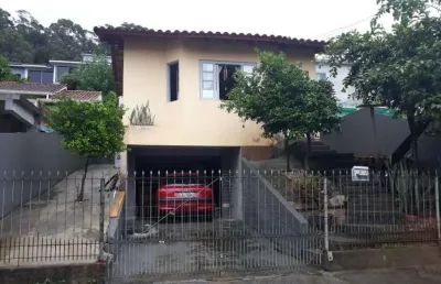 Linda casa com escritura pública à venda no loteamento alaor silveira, no bairro são sebastião - palhoça/sc