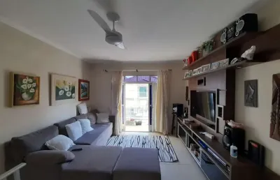 Casa à venda com 3 quartos 1 suíte, 180m² em estreito florianópolis