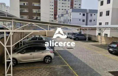Apartamento à venda com 2 quartos , 56m² em jardim janaína biguaçu