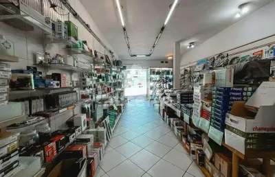 Oportunidade! excelente loja comercial à venda no centro de florianópolis – aceita permuta!