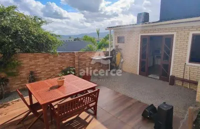 Casa à venda com 2 quartos , 70m² em picadas do sul são josé