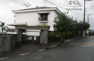 Sobrado com 4 dormitórios para alugar, 520 m² por r$ 9.000,00/mês - condomínio arujazinho iv - arujá/sp