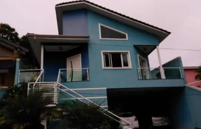 Sobrado com 3 dormitórios à venda, 250 m² por r$ 1.500.000 - condomínio country club - arujá/sp