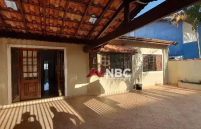 Casa com 3 dormitórios, 235 m² - venda por r$ 900.000,00 ou aluguel por r$ 5.300,00/mês - center ville - arujá/sp