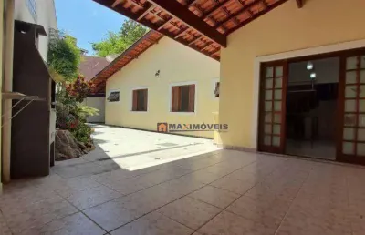 Casa com 3 dormitórios para alugar, 256 m² por r$ 6.016,83/mês - cidade satélite - atibaia/sp
