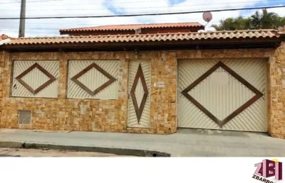 Casa  05 dormitórios sendo 01 suite no interior em boituva/sp