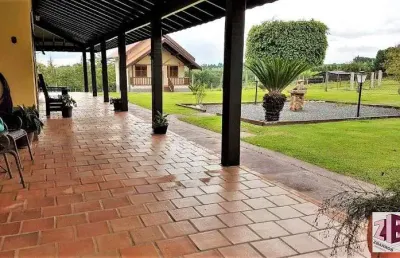 Chácara magnifica,propriedade de 40 mil metros, topografica espetacular, porteira fechada.