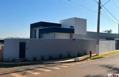 Linda casa à venda! venha se encantar com esta incrível oportunidade de morar com conforto e qualidade.