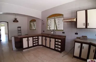 Imperdível: casa à venda ou locação em boituva-sp, bairro cidade jardim, 3 quartos, 1 suíte, 1 sala, 2 banheiros, 1 vaga, 150m².