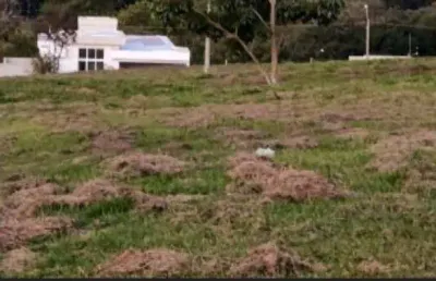 Terreno de 420m² em condomínio de alto padrão em boituva-sp: a oportunidade dos seus sonhos no solaris residencial e resort!