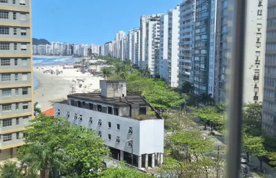 Apartamento vista mar com 3 quartos e 3 banheiros à venda