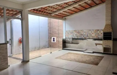 Casa com 3 quartos à venda no Imperial, Varginha 