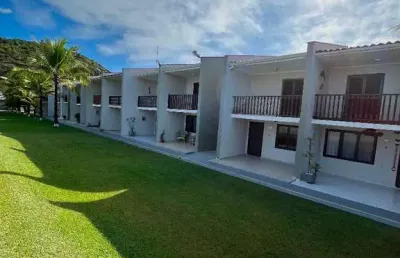 Sobrado com 2 dormitórios à venda, 92 m² por r$ 530.000,00 - martim de sá - caraguatatuba/sp