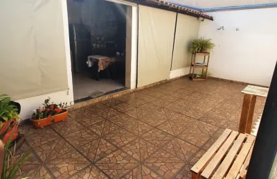 Casa jd sta adélia - apenas r$300.000 - aceita financiamento