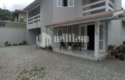 Casa com 4 quartos à venda no dom joaquim, brusque , 220 m2 por r$ 950.000