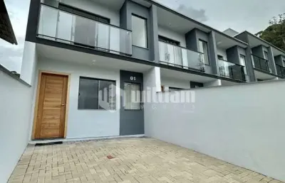 Casa com 2 quartos à venda no paquetá, brusque , 65 m2 por r$ 375.000