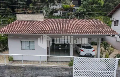 Casa com 2 quartos à venda no azambuja, brusque , 71 m2 por r$ 699.000