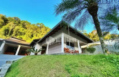 Casa com 3 quartos à venda no centro i, brusque , 135 m2 por r$ 1.399.000