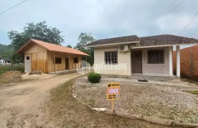 Casa com 2 quartos à venda no são pedro, guabiruba , 50 m2 por r$ 460.000
