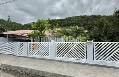 Casa com 3 quartos à venda no limeira baixa, brusque , 150 m2 por r$ 590.000