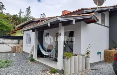 Casa com 3 quartos à venda no limeira baixa, brusque  por r$ 450.000