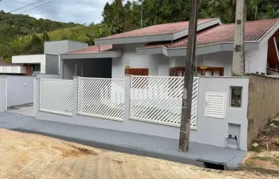 Casa com 3 quartos à venda no dom joaquim, brusque , 208 m2 por r$ 1.080.000