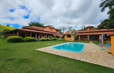 Chácara de luxo à venda em santa branca-sp, bairro fazenda moquetá: 8 quartos, 4 suítes, 3 salas, 6 banheiros, 20 vagas de garagem, 650m².