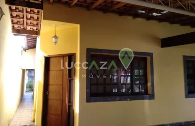 Linda casa à venda em jacareí-sp, parque brasil: 3 quartos, 1 suíte, 2 salas, 2 banheiros, 3 vagas, 90m². confira!