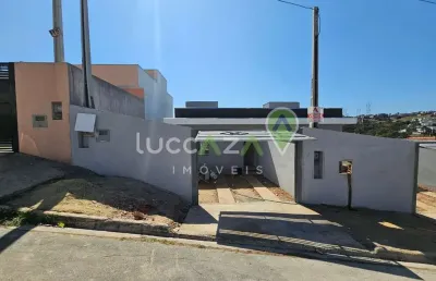 Casa à venda em jacareí-sp: 2 quartos, 1 suíte, 1 sala, 2 banheiros, 2 vagas de garagem, 65m² no jardim sant'anna do pedregulho.