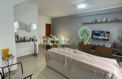 Casa em condomínio no jardim primavera, jacareí-sp: 03 quartos, 1 suíte, 2 vagas - venda ou locação!