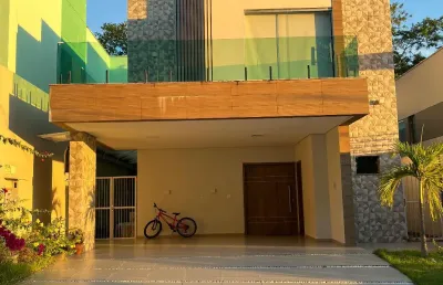 Casa duplex com 4 dormitórios no condominio tiradesntes no aleixo