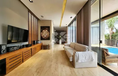 Royal forest - casa à venda no condomínio royal forest em londrina-pr com 320m² de área construída e 300m² de terreno, com 3 quartos, sendo 3 suítes.
