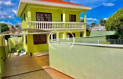Duas casas (sobrado e casa térrea) em terreno amplo no guarani, colombo - espaço, conforto e potencial!
