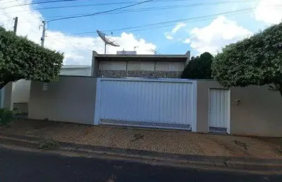 Sobrado com 4 dormitórios à venda, 406 m² por r$ 850.000,00 - jardim tarraf ii - são josé do rio preto/sp