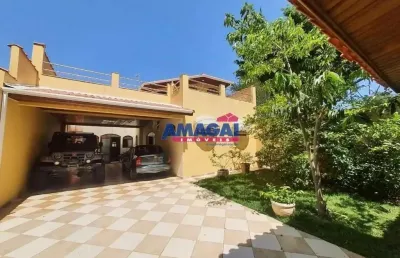 Casa com 4 quartos à venda no jardim do vale, jacareí  por r$ 530.000