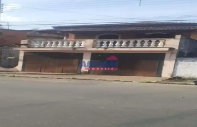 Casa com 3 quartos para alugar no centro, santa isabel  por r$ 5.000
