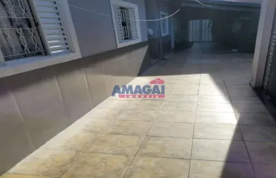 Casa com 3 quartos à venda no jardim torrão de ouro, são josé dos campos  por r$ 403.000
