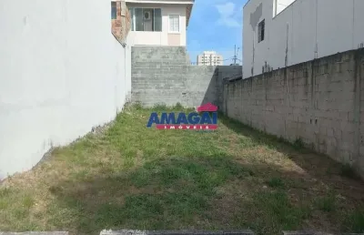 Terreno à venda no loteamento villa branca, jacareí  por r$ 380.000