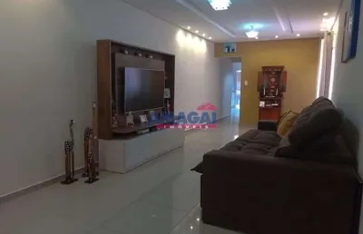 Casa com 3 quartos à venda no jardim bela vista, jacareí  por r$ 620.000