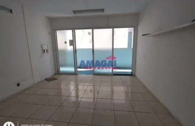Sala comercial à venda no centro, jacareí  por r$ 150.000