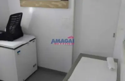 Casa comercial para alugar no jardim satélite, são josé dos campos  por r$ 3.990