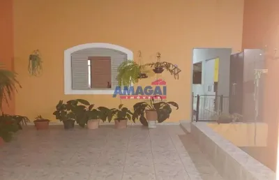 Casa com 4 quartos à venda na cidade salvador, jacareí  por r$ 450.000