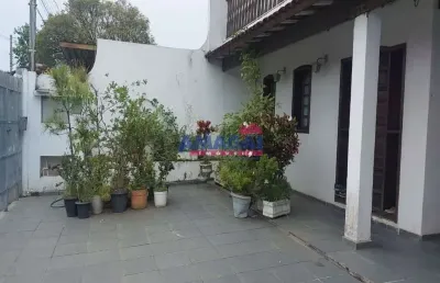 Casa com 2 quartos à venda no jardim jacinto, jacareí  por r$ 500.000