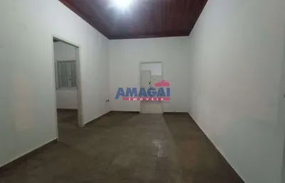 Casa com 2 quartos à venda no centro, jacareí  por r$ 380.000