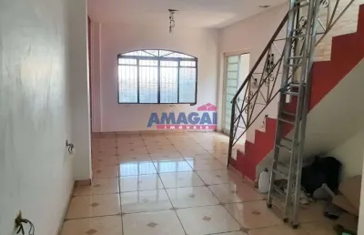 Casa com 4 quartos à venda no jardim primavera, jacareí  por r$ 350.000
