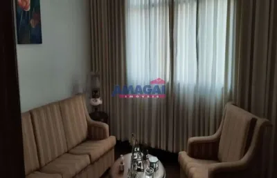 Casa com 5 quartos à venda no centro, jacareí  por r$ 1.350.000
