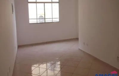 Sala comercial à venda no centro, jacareí  por r$ 550.000