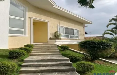 Casa em condomínio fechado com 4 quartos à venda no jardim coleginho, jacareí  por r$ 1.260.000