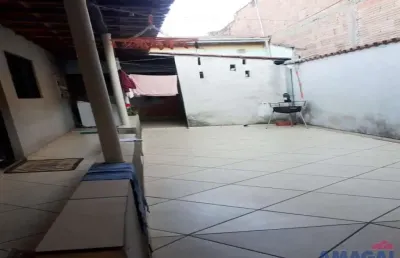 Casa com 3 quartos à venda no parque dos príncipes, jacareí  por r$ 260.000